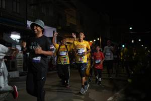 BIB: 4051, 3170, 4332
                            <button type="button" onclick="openModal(26222301)" class="btn btn-primary btn-sm float-right btn-popup" data-toggle="modal" data-target=".modal-high-quality">
                        <i class="fas fa-shopping-cart"></i> Add to Cart
                    </button>
                                            <button type="button" onclick="isThisMe(26222301, true)" class="btn btn-success btn-sm float-right btn-popup btn-isme hidden" data-toggle="tooltip" data-placement="bottom" title="นี่คือรูปของคุณใช่ไหม คลิกที่นี่เพื่อเอาเข้าอัลบั้ม">
                        <i class="fas fa-plus"></i> Add to album
                    </button>
                    <button type="button" onclick="isThisMe(26222301, false)" class="btn btn-warning btn-sm float-right btn-popup btn-isnotme hidden">
                        <i class="fas fa-ban"></i> Remove from album
                    </button>