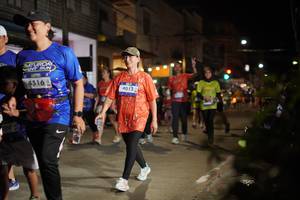 BIB: 40122
                            <button type="button" onclick="openModal(26254247)" class="btn btn-primary btn-sm float-right btn-popup" data-toggle="modal" data-target=".modal-high-quality">
                        <i class="fas fa-shopping-cart"></i> Add to Cart
                    </button>
                                            <button type="button" onclick="isThisMe(26254247, true)" class="btn btn-success btn-sm float-right btn-popup btn-isme hidden" data-toggle="tooltip" data-placement="bottom" title="นี่คือรูปของคุณใช่ไหม คลิกที่นี่เพื่อเอาเข้าอัลบั้ม">
                        <i class="fas fa-plus"></i> Add to album
                    </button>
                    <button type="button" onclick="isThisMe(26254247, false)" class="btn btn-warning btn-sm float-right btn-popup btn-isnotme hidden">
                        <i class="fas fa-ban"></i> Remove from album
                    </button>