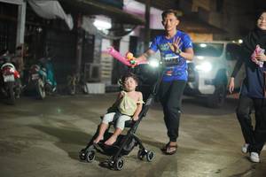 BIB: 
                            <button type="button" onclick="openModal(26258802)" class="btn btn-primary btn-sm float-right btn-popup" data-toggle="modal" data-target=".modal-high-quality">
                        <i class="fas fa-shopping-cart"></i> Add to Cart
                    </button>
                                            <button type="button" onclick="isThisMe(26258802, true)" class="btn btn-success btn-sm float-right btn-popup btn-isme hidden" data-toggle="tooltip" data-placement="bottom" title="นี่คือรูปของคุณใช่ไหม คลิกที่นี่เพื่อเอาเข้าอัลบั้ม">
                        <i class="fas fa-plus"></i> Add to album
                    </button>
                    <button type="button" onclick="isThisMe(26258802, false)" class="btn btn-warning btn-sm float-right btn-popup btn-isnotme hidden">
                        <i class="fas fa-ban"></i> Remove from album
                    </button>