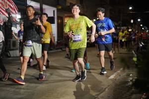 BIB: 3614, 884
                            <button type="button" onclick="openModal(26252027)" class="btn btn-primary btn-sm float-right btn-popup" data-toggle="modal" data-target=".modal-high-quality">
                        <i class="fas fa-shopping-cart"></i> Add to Cart
                    </button>
                                            <button type="button" onclick="isThisMe(26252027, true)" class="btn btn-success btn-sm float-right btn-popup btn-isme hidden" data-toggle="tooltip" data-placement="bottom" title="นี่คือรูปของคุณใช่ไหม คลิกที่นี่เพื่อเอาเข้าอัลบั้ม">
                        <i class="fas fa-plus"></i> Add to album
                    </button>
                    <button type="button" onclick="isThisMe(26252027, false)" class="btn btn-warning btn-sm float-right btn-popup btn-isnotme hidden">
                        <i class="fas fa-ban"></i> Remove from album
                    </button>