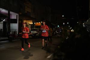 BIB: 4660
                            <button type="button" onclick="openModal(26221003)" class="btn btn-primary btn-sm float-right btn-popup" data-toggle="modal" data-target=".modal-high-quality">
                        <i class="fas fa-shopping-cart"></i> Add to Cart
                    </button>
                                            <button type="button" onclick="isThisMe(26221003, true)" class="btn btn-success btn-sm float-right btn-popup btn-isme hidden" data-toggle="tooltip" data-placement="bottom" title="นี่คือรูปของคุณใช่ไหม คลิกที่นี่เพื่อเอาเข้าอัลบั้ม">
                        <i class="fas fa-plus"></i> Add to album
                    </button>
                    <button type="button" onclick="isThisMe(26221003, false)" class="btn btn-warning btn-sm float-right btn-popup btn-isnotme hidden">
                        <i class="fas fa-ban"></i> Remove from album
                    </button>