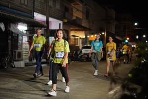 BIB: 3520
                            <button type="button" onclick="openModal(26257363)" class="btn btn-primary btn-sm float-right btn-popup" data-toggle="modal" data-target=".modal-high-quality">
                        <i class="fas fa-shopping-cart"></i> Add to Cart
                    </button>
                                            <button type="button" onclick="isThisMe(26257363, true)" class="btn btn-success btn-sm float-right btn-popup btn-isme hidden" data-toggle="tooltip" data-placement="bottom" title="นี่คือรูปของคุณใช่ไหม คลิกที่นี่เพื่อเอาเข้าอัลบั้ม">
                        <i class="fas fa-plus"></i> Add to album
                    </button>
                    <button type="button" onclick="isThisMe(26257363, false)" class="btn btn-warning btn-sm float-right btn-popup btn-isnotme hidden">
                        <i class="fas fa-ban"></i> Remove from album
                    </button>