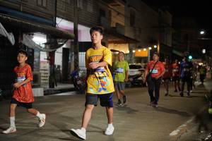 BIB: 107
                            <button type="button" onclick="openModal(26255977)" class="btn btn-primary btn-sm float-right btn-popup" data-toggle="modal" data-target=".modal-high-quality">
                        <i class="fas fa-shopping-cart"></i> Add to Cart
                    </button>
                                            <button type="button" onclick="isThisMe(26255977, true)" class="btn btn-success btn-sm float-right btn-popup btn-isme hidden" data-toggle="tooltip" data-placement="bottom" title="นี่คือรูปของคุณใช่ไหม คลิกที่นี่เพื่อเอาเข้าอัลบั้ม">
                        <i class="fas fa-plus"></i> Add to album
                    </button>
                    <button type="button" onclick="isThisMe(26255977, false)" class="btn btn-warning btn-sm float-right btn-popup btn-isnotme hidden">
                        <i class="fas fa-ban"></i> Remove from album
                    </button>