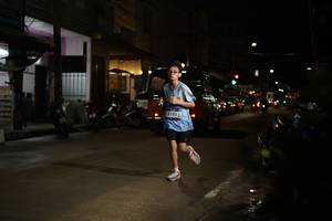 BIB: 3195
                            <button type="button" onclick="openModal(26220767)" class="btn btn-primary btn-sm float-right btn-popup" data-toggle="modal" data-target=".modal-high-quality">
                        <i class="fas fa-shopping-cart"></i> Add to Cart
                    </button>
                                            <button type="button" onclick="isThisMe(26220767, true)" class="btn btn-success btn-sm float-right btn-popup btn-isme hidden" data-toggle="tooltip" data-placement="bottom" title="นี่คือรูปของคุณใช่ไหม คลิกที่นี่เพื่อเอาเข้าอัลบั้ม">
                        <i class="fas fa-plus"></i> Add to album
                    </button>
                    <button type="button" onclick="isThisMe(26220767, false)" class="btn btn-warning btn-sm float-right btn-popup btn-isnotme hidden">
                        <i class="fas fa-ban"></i> Remove from album
                    </button>