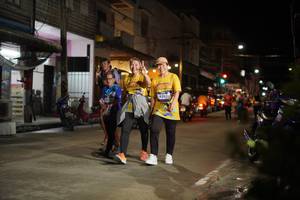 BIB: 4333
                            <button type="button" onclick="openModal(26255498)" class="btn btn-primary btn-sm float-right btn-popup" data-toggle="modal" data-target=".modal-high-quality">
                        <i class="fas fa-shopping-cart"></i> Add to Cart
                    </button>
                                            <button type="button" onclick="isThisMe(26255498, true)" class="btn btn-success btn-sm float-right btn-popup btn-isme hidden" data-toggle="tooltip" data-placement="bottom" title="นี่คือรูปของคุณใช่ไหม คลิกที่นี่เพื่อเอาเข้าอัลบั้ม">
                        <i class="fas fa-plus"></i> Add to album
                    </button>
                    <button type="button" onclick="isThisMe(26255498, false)" class="btn btn-warning btn-sm float-right btn-popup btn-isnotme hidden">
                        <i class="fas fa-ban"></i> Remove from album
                    </button>