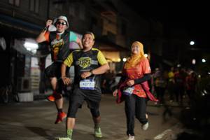 BIB: 4377
                            <button type="button" onclick="openModal(26251510)" class="btn btn-primary btn-sm float-right btn-popup" data-toggle="modal" data-target=".modal-high-quality">
                        <i class="fas fa-shopping-cart"></i> Add to Cart
                    </button>
                                            <button type="button" onclick="isThisMe(26251510, true)" class="btn btn-success btn-sm float-right btn-popup btn-isme hidden" data-toggle="tooltip" data-placement="bottom" title="นี่คือรูปของคุณใช่ไหม คลิกที่นี่เพื่อเอาเข้าอัลบั้ม">
                        <i class="fas fa-plus"></i> Add to album
                    </button>
                    <button type="button" onclick="isThisMe(26251510, false)" class="btn btn-warning btn-sm float-right btn-popup btn-isnotme hidden">
                        <i class="fas fa-ban"></i> Remove from album
                    </button>