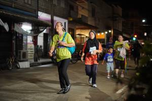 BIB: 3665
                            <button type="button" onclick="openModal(26256128)" class="btn btn-primary btn-sm float-right btn-popup" data-toggle="modal" data-target=".modal-high-quality">
                        <i class="fas fa-shopping-cart"></i> Add to Cart
                    </button>
                                            <button type="button" onclick="isThisMe(26256128, true)" class="btn btn-success btn-sm float-right btn-popup btn-isme hidden" data-toggle="tooltip" data-placement="bottom" title="นี่คือรูปของคุณใช่ไหม คลิกที่นี่เพื่อเอาเข้าอัลบั้ม">
                        <i class="fas fa-plus"></i> Add to album
                    </button>
                    <button type="button" onclick="isThisMe(26256128, false)" class="btn btn-warning btn-sm float-right btn-popup btn-isnotme hidden">
                        <i class="fas fa-ban"></i> Remove from album
                    </button>