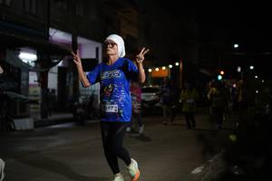 BIB: 397
                            <button type="button" onclick="openModal(26222569)" class="btn btn-primary btn-sm float-right btn-popup" data-toggle="modal" data-target=".modal-high-quality">
                        <i class="fas fa-shopping-cart"></i> Add to Cart
                    </button>
                                            <button type="button" onclick="isThisMe(26222569, true)" class="btn btn-success btn-sm float-right btn-popup btn-isme hidden" data-toggle="tooltip" data-placement="bottom" title="นี่คือรูปของคุณใช่ไหม คลิกที่นี่เพื่อเอาเข้าอัลบั้ม">
                        <i class="fas fa-plus"></i> Add to album
                    </button>
                    <button type="button" onclick="isThisMe(26222569, false)" class="btn btn-warning btn-sm float-right btn-popup btn-isnotme hidden">
                        <i class="fas fa-ban"></i> Remove from album
                    </button>