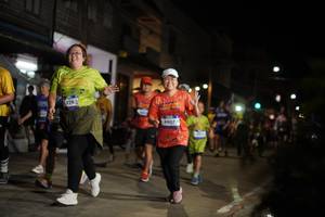 BIB: 228, 4907
                            <button type="button" onclick="openModal(26251785)" class="btn btn-primary btn-sm float-right btn-popup" data-toggle="modal" data-target=".modal-high-quality">
                        <i class="fas fa-shopping-cart"></i> Add to Cart
                    </button>
                                            <button type="button" onclick="isThisMe(26251785, true)" class="btn btn-success btn-sm float-right btn-popup btn-isme hidden" data-toggle="tooltip" data-placement="bottom" title="นี่คือรูปของคุณใช่ไหม คลิกที่นี่เพื่อเอาเข้าอัลบั้ม">
                        <i class="fas fa-plus"></i> Add to album
                    </button>
                    <button type="button" onclick="isThisMe(26251785, false)" class="btn btn-warning btn-sm float-right btn-popup btn-isnotme hidden">
                        <i class="fas fa-ban"></i> Remove from album
                    </button>