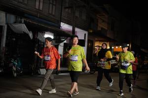 BIB: 4209, 103
                            <button type="button" onclick="openModal(26249767)" class="btn btn-primary btn-sm float-right btn-popup" data-toggle="modal" data-target=".modal-high-quality">
                        <i class="fas fa-shopping-cart"></i> Add to Cart
                    </button>
                                            <button type="button" onclick="isThisMe(26249767, true)" class="btn btn-success btn-sm float-right btn-popup btn-isme hidden" data-toggle="tooltip" data-placement="bottom" title="นี่คือรูปของคุณใช่ไหม คลิกที่นี่เพื่อเอาเข้าอัลบั้ม">
                        <i class="fas fa-plus"></i> Add to album
                    </button>
                    <button type="button" onclick="isThisMe(26249767, false)" class="btn btn-warning btn-sm float-right btn-popup btn-isnotme hidden">
                        <i class="fas fa-ban"></i> Remove from album
                    </button>