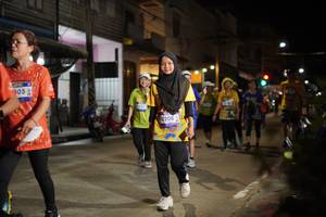 BIB: 305, 3208
                            <button type="button" onclick="openModal(26252826)" class="btn btn-primary btn-sm float-right btn-popup" data-toggle="modal" data-target=".modal-high-quality">
                        <i class="fas fa-shopping-cart"></i> Add to Cart
                    </button>
                                            <button type="button" onclick="isThisMe(26252826, true)" class="btn btn-success btn-sm float-right btn-popup btn-isme hidden" data-toggle="tooltip" data-placement="bottom" title="นี่คือรูปของคุณใช่ไหม คลิกที่นี่เพื่อเอาเข้าอัลบั้ม">
                        <i class="fas fa-plus"></i> Add to album
                    </button>
                    <button type="button" onclick="isThisMe(26252826, false)" class="btn btn-warning btn-sm float-right btn-popup btn-isnotme hidden">
                        <i class="fas fa-ban"></i> Remove from album
                    </button>