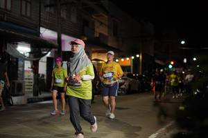 BIB: 
                            <button type="button" onclick="openModal(26251140)" class="btn btn-primary btn-sm float-right btn-popup" data-toggle="modal" data-target=".modal-high-quality">
                        <i class="fas fa-shopping-cart"></i> Add to Cart
                    </button>
                                            <button type="button" onclick="isThisMe(26251140, true)" class="btn btn-success btn-sm float-right btn-popup btn-isme hidden" data-toggle="tooltip" data-placement="bottom" title="นี่คือรูปของคุณใช่ไหม คลิกที่นี่เพื่อเอาเข้าอัลบั้ม">
                        <i class="fas fa-plus"></i> Add to album
                    </button>
                    <button type="button" onclick="isThisMe(26251140, false)" class="btn btn-warning btn-sm float-right btn-popup btn-isnotme hidden">
                        <i class="fas fa-ban"></i> Remove from album
                    </button>