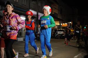 BIB: 3214
                            <button type="button" onclick="openModal(26251474)" class="btn btn-primary btn-sm float-right btn-popup" data-toggle="modal" data-target=".modal-high-quality">
                        <i class="fas fa-shopping-cart"></i> Add to Cart
                    </button>
                                            <button type="button" onclick="isThisMe(26251474, true)" class="btn btn-success btn-sm float-right btn-popup btn-isme hidden" data-toggle="tooltip" data-placement="bottom" title="นี่คือรูปของคุณใช่ไหม คลิกที่นี่เพื่อเอาเข้าอัลบั้ม">
                        <i class="fas fa-plus"></i> Add to album
                    </button>
                    <button type="button" onclick="isThisMe(26251474, false)" class="btn btn-warning btn-sm float-right btn-popup btn-isnotme hidden">
                        <i class="fas fa-ban"></i> Remove from album
                    </button>