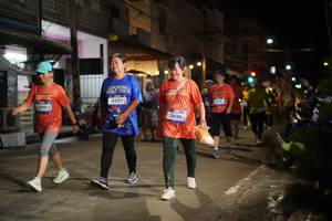 BIB: 3290, 4502, 3430
                            <button type="button" onclick="openModal(26255090)" class="btn btn-primary btn-sm float-right btn-popup" data-toggle="modal" data-target=".modal-high-quality">
                        <i class="fas fa-shopping-cart"></i> Add to Cart
                    </button>
                                            <button type="button" onclick="isThisMe(26255090, true)" class="btn btn-success btn-sm float-right btn-popup btn-isme hidden" data-toggle="tooltip" data-placement="bottom" title="นี่คือรูปของคุณใช่ไหม คลิกที่นี่เพื่อเอาเข้าอัลบั้ม">
                        <i class="fas fa-plus"></i> Add to album
                    </button>
                    <button type="button" onclick="isThisMe(26255090, false)" class="btn btn-warning btn-sm float-right btn-popup btn-isnotme hidden">
                        <i class="fas fa-ban"></i> Remove from album
                    </button>