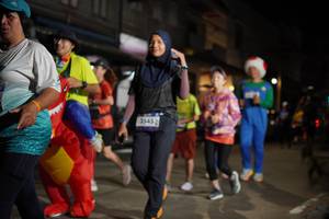 BIB: 3545
                            <button type="button" onclick="openModal(26251434)" class="btn btn-primary btn-sm float-right btn-popup" data-toggle="modal" data-target=".modal-high-quality">
                        <i class="fas fa-shopping-cart"></i> Add to Cart
                    </button>
                                            <button type="button" onclick="isThisMe(26251434, true)" class="btn btn-success btn-sm float-right btn-popup btn-isme hidden" data-toggle="tooltip" data-placement="bottom" title="นี่คือรูปของคุณใช่ไหม คลิกที่นี่เพื่อเอาเข้าอัลบั้ม">
                        <i class="fas fa-plus"></i> Add to album
                    </button>
                    <button type="button" onclick="isThisMe(26251434, false)" class="btn btn-warning btn-sm float-right btn-popup btn-isnotme hidden">
                        <i class="fas fa-ban"></i> Remove from album
                    </button>