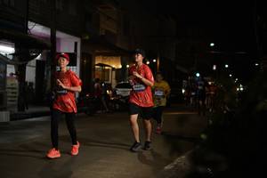 BIB: 4669
                            <button type="button" onclick="openModal(26221015)" class="btn btn-primary btn-sm float-right btn-popup" data-toggle="modal" data-target=".modal-high-quality">
                        <i class="fas fa-shopping-cart"></i> Add to Cart
                    </button>
                                            <button type="button" onclick="isThisMe(26221015, true)" class="btn btn-success btn-sm float-right btn-popup btn-isme hidden" data-toggle="tooltip" data-placement="bottom" title="นี่คือรูปของคุณใช่ไหม คลิกที่นี่เพื่อเอาเข้าอัลบั้ม">
                        <i class="fas fa-plus"></i> Add to album
                    </button>
                    <button type="button" onclick="isThisMe(26221015, false)" class="btn btn-warning btn-sm float-right btn-popup btn-isnotme hidden">
                        <i class="fas fa-ban"></i> Remove from album
                    </button>