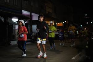 BIB: 4792
                            <button type="button" onclick="openModal(26222402)" class="btn btn-primary btn-sm float-right btn-popup" data-toggle="modal" data-target=".modal-high-quality">
                        <i class="fas fa-shopping-cart"></i> Add to Cart
                    </button>
                                            <button type="button" onclick="isThisMe(26222402, true)" class="btn btn-success btn-sm float-right btn-popup btn-isme hidden" data-toggle="tooltip" data-placement="bottom" title="นี่คือรูปของคุณใช่ไหม คลิกที่นี่เพื่อเอาเข้าอัลบั้ม">
                        <i class="fas fa-plus"></i> Add to album
                    </button>
                    <button type="button" onclick="isThisMe(26222402, false)" class="btn btn-warning btn-sm float-right btn-popup btn-isnotme hidden">
                        <i class="fas fa-ban"></i> Remove from album
                    </button>