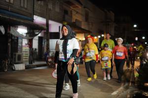 BIB: 201
                            <button type="button" onclick="openModal(26257799)" class="btn btn-primary btn-sm float-right btn-popup" data-toggle="modal" data-target=".modal-high-quality">
                        <i class="fas fa-shopping-cart"></i> Add to Cart
                    </button>
                                            <button type="button" onclick="isThisMe(26257799, true)" class="btn btn-success btn-sm float-right btn-popup btn-isme hidden" data-toggle="tooltip" data-placement="bottom" title="นี่คือรูปของคุณใช่ไหม คลิกที่นี่เพื่อเอาเข้าอัลบั้ม">
                        <i class="fas fa-plus"></i> Add to album
                    </button>
                    <button type="button" onclick="isThisMe(26257799, false)" class="btn btn-warning btn-sm float-right btn-popup btn-isnotme hidden">
                        <i class="fas fa-ban"></i> Remove from album
                    </button>