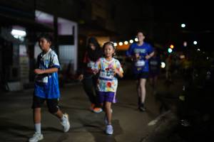 BIB: 
                            <button type="button" onclick="openModal(26223171)" class="btn btn-primary btn-sm float-right btn-popup" data-toggle="modal" data-target=".modal-high-quality">
                        <i class="fas fa-shopping-cart"></i> Add to Cart
                    </button>
                                            <button type="button" onclick="isThisMe(26223171, true)" class="btn btn-success btn-sm float-right btn-popup btn-isme hidden" data-toggle="tooltip" data-placement="bottom" title="นี่คือรูปของคุณใช่ไหม คลิกที่นี่เพื่อเอาเข้าอัลบั้ม">
                        <i class="fas fa-plus"></i> Add to album
                    </button>
                    <button type="button" onclick="isThisMe(26223171, false)" class="btn btn-warning btn-sm float-right btn-popup btn-isnotme hidden">
                        <i class="fas fa-ban"></i> Remove from album
                    </button>