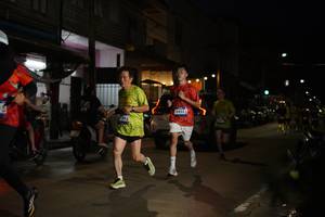 BIB: 4433
                            <button type="button" onclick="openModal(26220572)" class="btn btn-primary btn-sm float-right btn-popup" data-toggle="modal" data-target=".modal-high-quality">
                        <i class="fas fa-shopping-cart"></i> Add to Cart
                    </button>
                                            <button type="button" onclick="isThisMe(26220572, true)" class="btn btn-success btn-sm float-right btn-popup btn-isme hidden" data-toggle="tooltip" data-placement="bottom" title="นี่คือรูปของคุณใช่ไหม คลิกที่นี่เพื่อเอาเข้าอัลบั้ม">
                        <i class="fas fa-plus"></i> Add to album
                    </button>
                    <button type="button" onclick="isThisMe(26220572, false)" class="btn btn-warning btn-sm float-right btn-popup btn-isnotme hidden">
                        <i class="fas fa-ban"></i> Remove from album
                    </button>