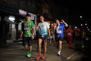 BIB: 4413, 4024
                            <button type="button" onclick="openModal(26248878)" class="btn btn-primary btn-sm float-right btn-popup" data-toggle="modal" data-target=".modal-high-quality">
                        <i class="fas fa-shopping-cart"></i> Add to Cart
                    </button>
                                            <button type="button" onclick="isThisMe(26248878, true)" class="btn btn-success btn-sm float-right btn-popup btn-isme hidden" data-toggle="tooltip" data-placement="bottom" title="นี่คือรูปของคุณใช่ไหม คลิกที่นี่เพื่อเอาเข้าอัลบั้ม">
                        <i class="fas fa-plus"></i> Add to album
                    </button>
                    <button type="button" onclick="isThisMe(26248878, false)" class="btn btn-warning btn-sm float-right btn-popup btn-isnotme hidden">
                        <i class="fas fa-ban"></i> Remove from album
                    </button>