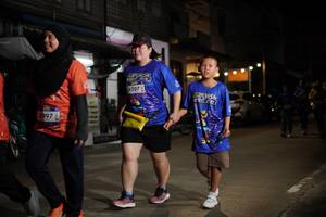 BIB: 2997, 4207
                            <button type="button" onclick="openModal(26249651)" class="btn btn-primary btn-sm float-right btn-popup" data-toggle="modal" data-target=".modal-high-quality">
                        <i class="fas fa-shopping-cart"></i> Add to Cart
                    </button>
                                            <button type="button" onclick="isThisMe(26249651, true)" class="btn btn-success btn-sm float-right btn-popup btn-isme hidden" data-toggle="tooltip" data-placement="bottom" title="นี่คือรูปของคุณใช่ไหม คลิกที่นี่เพื่อเอาเข้าอัลบั้ม">
                        <i class="fas fa-plus"></i> Add to album
                    </button>
                    <button type="button" onclick="isThisMe(26249651, false)" class="btn btn-warning btn-sm float-right btn-popup btn-isnotme hidden">
                        <i class="fas fa-ban"></i> Remove from album
                    </button>