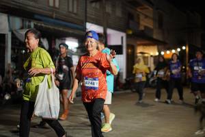 BIB: 4748
                            <button type="button" onclick="openModal(26256499)" class="btn btn-primary btn-sm float-right btn-popup" data-toggle="modal" data-target=".modal-high-quality">
                        <i class="fas fa-shopping-cart"></i> Add to Cart
                    </button>
                                            <button type="button" onclick="isThisMe(26256499, true)" class="btn btn-success btn-sm float-right btn-popup btn-isme hidden" data-toggle="tooltip" data-placement="bottom" title="นี่คือรูปของคุณใช่ไหม คลิกที่นี่เพื่อเอาเข้าอัลบั้ม">
                        <i class="fas fa-plus"></i> Add to album
                    </button>
                    <button type="button" onclick="isThisMe(26256499, false)" class="btn btn-warning btn-sm float-right btn-popup btn-isnotme hidden">
                        <i class="fas fa-ban"></i> Remove from album
                    </button>