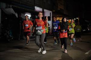 BIB: 4931, 4405, 504
                            <button type="button" onclick="openModal(26247342)" class="btn btn-primary btn-sm float-right btn-popup" data-toggle="modal" data-target=".modal-high-quality">
                        <i class="fas fa-shopping-cart"></i> Add to Cart
                    </button>
                                            <button type="button" onclick="isThisMe(26247342, true)" class="btn btn-success btn-sm float-right btn-popup btn-isme hidden" data-toggle="tooltip" data-placement="bottom" title="นี่คือรูปของคุณใช่ไหม คลิกที่นี่เพื่อเอาเข้าอัลบั้ม">
                        <i class="fas fa-plus"></i> Add to album
                    </button>
                    <button type="button" onclick="isThisMe(26247342, false)" class="btn btn-warning btn-sm float-right btn-popup btn-isnotme hidden">
                        <i class="fas fa-ban"></i> Remove from album
                    </button>