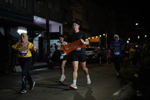 BIB: 
                            <button type="button" onclick="openModal(26222541)" class="btn btn-primary btn-sm float-right btn-popup" data-toggle="modal" data-target=".modal-high-quality">
                        <i class="fas fa-shopping-cart"></i> Add to Cart
                    </button>
                                            <button type="button" onclick="isThisMe(26222541, true)" class="btn btn-success btn-sm float-right btn-popup btn-isme hidden" data-toggle="tooltip" data-placement="bottom" title="นี่คือรูปของคุณใช่ไหม คลิกที่นี่เพื่อเอาเข้าอัลบั้ม">
                        <i class="fas fa-plus"></i> Add to album
                    </button>
                    <button type="button" onclick="isThisMe(26222541, false)" class="btn btn-warning btn-sm float-right btn-popup btn-isnotme hidden">
                        <i class="fas fa-ban"></i> Remove from album
                    </button>