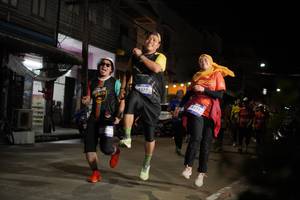 BIB: 4377, 4371
                            <button type="button" onclick="openModal(26251492)" class="btn btn-primary btn-sm float-right btn-popup" data-toggle="modal" data-target=".modal-high-quality">
                        <i class="fas fa-shopping-cart"></i> Add to Cart
                    </button>
                                            <button type="button" onclick="isThisMe(26251492, true)" class="btn btn-success btn-sm float-right btn-popup btn-isme hidden" data-toggle="tooltip" data-placement="bottom" title="นี่คือรูปของคุณใช่ไหม คลิกที่นี่เพื่อเอาเข้าอัลบั้ม">
                        <i class="fas fa-plus"></i> Add to album
                    </button>
                    <button type="button" onclick="isThisMe(26251492, false)" class="btn btn-warning btn-sm float-right btn-popup btn-isnotme hidden">
                        <i class="fas fa-ban"></i> Remove from album
                    </button>