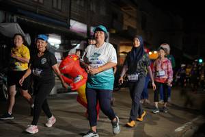 BIB: 2165, 1545, 141
                            <button type="button" onclick="openModal(26251403)" class="btn btn-primary btn-sm float-right btn-popup" data-toggle="modal" data-target=".modal-high-quality">
                        <i class="fas fa-shopping-cart"></i> Add to Cart
                    </button>
                                            <button type="button" onclick="isThisMe(26251403, true)" class="btn btn-success btn-sm float-right btn-popup btn-isme hidden" data-toggle="tooltip" data-placement="bottom" title="นี่คือรูปของคุณใช่ไหม คลิกที่นี่เพื่อเอาเข้าอัลบั้ม">
                        <i class="fas fa-plus"></i> Add to album
                    </button>
                    <button type="button" onclick="isThisMe(26251403, false)" class="btn btn-warning btn-sm float-right btn-popup btn-isnotme hidden">
                        <i class="fas fa-ban"></i> Remove from album
                    </button>