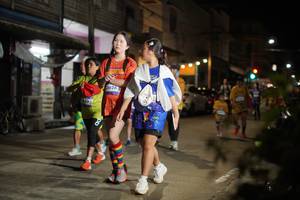 BIB: 3626
                            <button type="button" onclick="openModal(26256734)" class="btn btn-primary btn-sm float-right btn-popup" data-toggle="modal" data-target=".modal-high-quality">
                        <i class="fas fa-shopping-cart"></i> Add to Cart
                    </button>
                                            <button type="button" onclick="isThisMe(26256734, true)" class="btn btn-success btn-sm float-right btn-popup btn-isme hidden" data-toggle="tooltip" data-placement="bottom" title="นี่คือรูปของคุณใช่ไหม คลิกที่นี่เพื่อเอาเข้าอัลบั้ม">
                        <i class="fas fa-plus"></i> Add to album
                    </button>
                    <button type="button" onclick="isThisMe(26256734, false)" class="btn btn-warning btn-sm float-right btn-popup btn-isnotme hidden">
                        <i class="fas fa-ban"></i> Remove from album
                    </button>