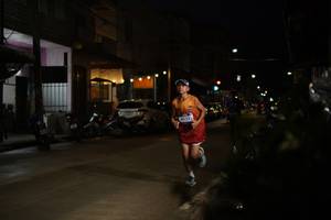 BIB: 4172
                            <button type="button" onclick="openModal(26220617)" class="btn btn-primary btn-sm float-right btn-popup" data-toggle="modal" data-target=".modal-high-quality">
                        <i class="fas fa-shopping-cart"></i> Add to Cart
                    </button>
                                            <button type="button" onclick="isThisMe(26220617, true)" class="btn btn-success btn-sm float-right btn-popup btn-isme hidden" data-toggle="tooltip" data-placement="bottom" title="นี่คือรูปของคุณใช่ไหม คลิกที่นี่เพื่อเอาเข้าอัลบั้ม">
                        <i class="fas fa-plus"></i> Add to album
                    </button>
                    <button type="button" onclick="isThisMe(26220617, false)" class="btn btn-warning btn-sm float-right btn-popup btn-isnotme hidden">
                        <i class="fas fa-ban"></i> Remove from album
                    </button>