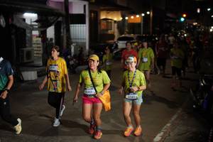 BIB: 3305, 3161
                            <button type="button" onclick="openModal(26250246)" class="btn btn-primary btn-sm float-right btn-popup" data-toggle="modal" data-target=".modal-high-quality">
                        <i class="fas fa-shopping-cart"></i> Add to Cart
                    </button>
                                            <button type="button" onclick="isThisMe(26250246, true)" class="btn btn-success btn-sm float-right btn-popup btn-isme hidden" data-toggle="tooltip" data-placement="bottom" title="นี่คือรูปของคุณใช่ไหม คลิกที่นี่เพื่อเอาเข้าอัลบั้ม">
                        <i class="fas fa-plus"></i> Add to album
                    </button>
                    <button type="button" onclick="isThisMe(26250246, false)" class="btn btn-warning btn-sm float-right btn-popup btn-isnotme hidden">
                        <i class="fas fa-ban"></i> Remove from album
                    </button>