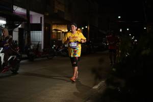 BIB: 4135
                            <button type="button" onclick="openModal(26221374)" class="btn btn-primary btn-sm float-right btn-popup" data-toggle="modal" data-target=".modal-high-quality">
                        <i class="fas fa-shopping-cart"></i> Add to Cart
                    </button>
                                            <button type="button" onclick="isThisMe(26221374, true)" class="btn btn-success btn-sm float-right btn-popup btn-isme hidden" data-toggle="tooltip" data-placement="bottom" title="นี่คือรูปของคุณใช่ไหม คลิกที่นี่เพื่อเอาเข้าอัลบั้ม">
                        <i class="fas fa-plus"></i> Add to album
                    </button>
                    <button type="button" onclick="isThisMe(26221374, false)" class="btn btn-warning btn-sm float-right btn-popup btn-isnotme hidden">
                        <i class="fas fa-ban"></i> Remove from album
                    </button>