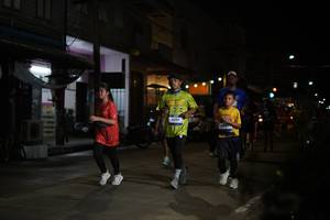 BIB: 4295
                            <button type="button" onclick="openModal(26223243)" class="btn btn-primary btn-sm float-right btn-popup" data-toggle="modal" data-target=".modal-high-quality">
                        <i class="fas fa-shopping-cart"></i> Add to Cart
                    </button>
                                            <button type="button" onclick="isThisMe(26223243, true)" class="btn btn-success btn-sm float-right btn-popup btn-isme hidden" data-toggle="tooltip" data-placement="bottom" title="นี่คือรูปของคุณใช่ไหม คลิกที่นี่เพื่อเอาเข้าอัลบั้ม">
                        <i class="fas fa-plus"></i> Add to album
                    </button>
                    <button type="button" onclick="isThisMe(26223243, false)" class="btn btn-warning btn-sm float-right btn-popup btn-isnotme hidden">
                        <i class="fas fa-ban"></i> Remove from album
                    </button>