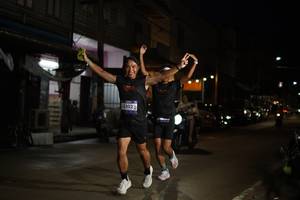 BIB: 3302
                            <button type="button" onclick="openModal(26220822)" class="btn btn-primary btn-sm float-right btn-popup" data-toggle="modal" data-target=".modal-high-quality">
                        <i class="fas fa-shopping-cart"></i> Add to Cart
                    </button>
                                            <button type="button" onclick="isThisMe(26220822, true)" class="btn btn-success btn-sm float-right btn-popup btn-isme hidden" data-toggle="tooltip" data-placement="bottom" title="นี่คือรูปของคุณใช่ไหม คลิกที่นี่เพื่อเอาเข้าอัลบั้ม">
                        <i class="fas fa-plus"></i> Add to album
                    </button>
                    <button type="button" onclick="isThisMe(26220822, false)" class="btn btn-warning btn-sm float-right btn-popup btn-isnotme hidden">
                        <i class="fas fa-ban"></i> Remove from album
                    </button>