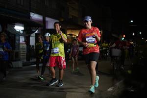 BIB: 3623, 3915
                            <button type="button" onclick="openModal(26222765)" class="btn btn-primary btn-sm float-right btn-popup" data-toggle="modal" data-target=".modal-high-quality">
                        <i class="fas fa-shopping-cart"></i> Add to Cart
                    </button>
                                            <button type="button" onclick="isThisMe(26222765, true)" class="btn btn-success btn-sm float-right btn-popup btn-isme hidden" data-toggle="tooltip" data-placement="bottom" title="นี่คือรูปของคุณใช่ไหม คลิกที่นี่เพื่อเอาเข้าอัลบั้ม">
                        <i class="fas fa-plus"></i> Add to album
                    </button>
                    <button type="button" onclick="isThisMe(26222765, false)" class="btn btn-warning btn-sm float-right btn-popup btn-isnotme hidden">
                        <i class="fas fa-ban"></i> Remove from album
                    </button>