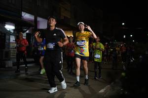 BIB: 4017, 3004, 3538
                            <button type="button" onclick="openModal(26222954)" class="btn btn-primary btn-sm float-right btn-popup" data-toggle="modal" data-target=".modal-high-quality">
                        <i class="fas fa-shopping-cart"></i> Add to Cart
                    </button>
                                            <button type="button" onclick="isThisMe(26222954, true)" class="btn btn-success btn-sm float-right btn-popup btn-isme hidden" data-toggle="tooltip" data-placement="bottom" title="นี่คือรูปของคุณใช่ไหม คลิกที่นี่เพื่อเอาเข้าอัลบั้ม">
                        <i class="fas fa-plus"></i> Add to album
                    </button>
                    <button type="button" onclick="isThisMe(26222954, false)" class="btn btn-warning btn-sm float-right btn-popup btn-isnotme hidden">
                        <i class="fas fa-ban"></i> Remove from album
                    </button>