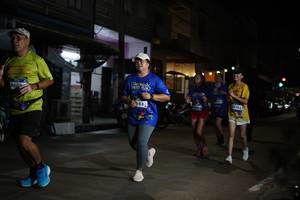 BIB: 4609, 083
                            <button type="button" onclick="openModal(26222814)" class="btn btn-primary btn-sm float-right btn-popup" data-toggle="modal" data-target=".modal-high-quality">
                        <i class="fas fa-shopping-cart"></i> Add to Cart
                    </button>
                                            <button type="button" onclick="isThisMe(26222814, true)" class="btn btn-success btn-sm float-right btn-popup btn-isme hidden" data-toggle="tooltip" data-placement="bottom" title="นี่คือรูปของคุณใช่ไหม คลิกที่นี่เพื่อเอาเข้าอัลบั้ม">
                        <i class="fas fa-plus"></i> Add to album
                    </button>
                    <button type="button" onclick="isThisMe(26222814, false)" class="btn btn-warning btn-sm float-right btn-popup btn-isnotme hidden">
                        <i class="fas fa-ban"></i> Remove from album
                    </button>