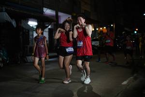 BIB: 3612, 928
                            <button type="button" onclick="openModal(26222788)" class="btn btn-primary btn-sm float-right btn-popup" data-toggle="modal" data-target=".modal-high-quality">
                        <i class="fas fa-shopping-cart"></i> Add to Cart
                    </button>
                                            <button type="button" onclick="isThisMe(26222788, true)" class="btn btn-success btn-sm float-right btn-popup btn-isme hidden" data-toggle="tooltip" data-placement="bottom" title="นี่คือรูปของคุณใช่ไหม คลิกที่นี่เพื่อเอาเข้าอัลบั้ม">
                        <i class="fas fa-plus"></i> Add to album
                    </button>
                    <button type="button" onclick="isThisMe(26222788, false)" class="btn btn-warning btn-sm float-right btn-popup btn-isnotme hidden">
                        <i class="fas fa-ban"></i> Remove from album
                    </button>