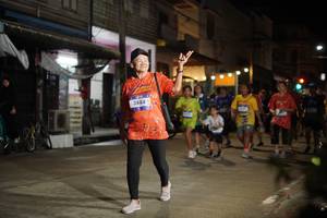 BIB: 3888
                            <button type="button" onclick="openModal(26256765)" class="btn btn-primary btn-sm float-right btn-popup" data-toggle="modal" data-target=".modal-high-quality">
                        <i class="fas fa-shopping-cart"></i> Add to Cart
                    </button>
                                            <button type="button" onclick="isThisMe(26256765, true)" class="btn btn-success btn-sm float-right btn-popup btn-isme hidden" data-toggle="tooltip" data-placement="bottom" title="นี่คือรูปของคุณใช่ไหม คลิกที่นี่เพื่อเอาเข้าอัลบั้ม">
                        <i class="fas fa-plus"></i> Add to album
                    </button>
                    <button type="button" onclick="isThisMe(26256765, false)" class="btn btn-warning btn-sm float-right btn-popup btn-isnotme hidden">
                        <i class="fas fa-ban"></i> Remove from album
                    </button>