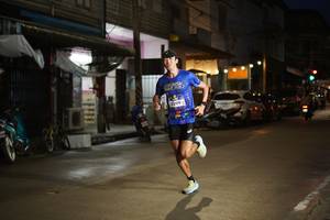 BIB: 3299
                            <button type="button" onclick="openModal(26219898)" class="btn btn-primary btn-sm float-right btn-popup" data-toggle="modal" data-target=".modal-high-quality">
                        <i class="fas fa-shopping-cart"></i> Add to Cart
                    </button>
                                            <button type="button" onclick="isThisMe(26219898, true)" class="btn btn-success btn-sm float-right btn-popup btn-isme hidden" data-toggle="tooltip" data-placement="bottom" title="นี่คือรูปของคุณใช่ไหม คลิกที่นี่เพื่อเอาเข้าอัลบั้ม">
                        <i class="fas fa-plus"></i> Add to album
                    </button>
                    <button type="button" onclick="isThisMe(26219898, false)" class="btn btn-warning btn-sm float-right btn-popup btn-isnotme hidden">
                        <i class="fas fa-ban"></i> Remove from album
                    </button>