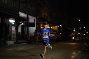 BIB: 576
                            <button type="button" onclick="openModal(26220837)" class="btn btn-primary btn-sm float-right btn-popup" data-toggle="modal" data-target=".modal-high-quality">
                        <i class="fas fa-shopping-cart"></i> Add to Cart
                    </button>
                                            <button type="button" onclick="isThisMe(26220837, true)" class="btn btn-success btn-sm float-right btn-popup btn-isme hidden" data-toggle="tooltip" data-placement="bottom" title="นี่คือรูปของคุณใช่ไหม คลิกที่นี่เพื่อเอาเข้าอัลบั้ม">
                        <i class="fas fa-plus"></i> Add to album
                    </button>
                    <button type="button" onclick="isThisMe(26220837, false)" class="btn btn-warning btn-sm float-right btn-popup btn-isnotme hidden">
                        <i class="fas fa-ban"></i> Remove from album
                    </button>