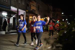 BIB: 3883, 3425
                            <button type="button" onclick="openModal(26256753)" class="btn btn-primary btn-sm float-right btn-popup" data-toggle="modal" data-target=".modal-high-quality">
                        <i class="fas fa-shopping-cart"></i> Add to Cart
                    </button>
                                            <button type="button" onclick="isThisMe(26256753, true)" class="btn btn-success btn-sm float-right btn-popup btn-isme hidden" data-toggle="tooltip" data-placement="bottom" title="นี่คือรูปของคุณใช่ไหม คลิกที่นี่เพื่อเอาเข้าอัลบั้ม">
                        <i class="fas fa-plus"></i> Add to album
                    </button>
                    <button type="button" onclick="isThisMe(26256753, false)" class="btn btn-warning btn-sm float-right btn-popup btn-isnotme hidden">
                        <i class="fas fa-ban"></i> Remove from album
                    </button>