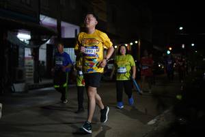 BIB: 3893, 1473
                            <button type="button" onclick="openModal(26222568)" class="btn btn-primary btn-sm float-right btn-popup" data-toggle="modal" data-target=".modal-high-quality">
                        <i class="fas fa-shopping-cart"></i> Add to Cart
                    </button>
                                            <button type="button" onclick="isThisMe(26222568, true)" class="btn btn-success btn-sm float-right btn-popup btn-isme hidden" data-toggle="tooltip" data-placement="bottom" title="นี่คือรูปของคุณใช่ไหม คลิกที่นี่เพื่อเอาเข้าอัลบั้ม">
                        <i class="fas fa-plus"></i> Add to album
                    </button>
                    <button type="button" onclick="isThisMe(26222568, false)" class="btn btn-warning btn-sm float-right btn-popup btn-isnotme hidden">
                        <i class="fas fa-ban"></i> Remove from album
                    </button>