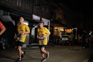 BIB: 3231
                            <button type="button" onclick="openModal(26249873)" class="btn btn-primary btn-sm float-right btn-popup" data-toggle="modal" data-target=".modal-high-quality">
                        <i class="fas fa-shopping-cart"></i> Add to Cart
                    </button>
                                            <button type="button" onclick="isThisMe(26249873, true)" class="btn btn-success btn-sm float-right btn-popup btn-isme hidden" data-toggle="tooltip" data-placement="bottom" title="นี่คือรูปของคุณใช่ไหม คลิกที่นี่เพื่อเอาเข้าอัลบั้ม">
                        <i class="fas fa-plus"></i> Add to album
                    </button>
                    <button type="button" onclick="isThisMe(26249873, false)" class="btn btn-warning btn-sm float-right btn-popup btn-isnotme hidden">
                        <i class="fas fa-ban"></i> Remove from album
                    </button>