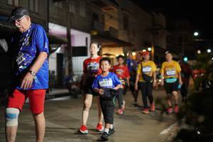 BIB: 1881, 3912
                            <button type="button" onclick="openModal(26257574)" class="btn btn-primary btn-sm float-right btn-popup" data-toggle="modal" data-target=".modal-high-quality">
                        <i class="fas fa-shopping-cart"></i> Add to Cart
                    </button>
                                            <button type="button" onclick="isThisMe(26257574, true)" class="btn btn-success btn-sm float-right btn-popup btn-isme hidden" data-toggle="tooltip" data-placement="bottom" title="นี่คือรูปของคุณใช่ไหม คลิกที่นี่เพื่อเอาเข้าอัลบั้ม">
                        <i class="fas fa-plus"></i> Add to album
                    </button>
                    <button type="button" onclick="isThisMe(26257574, false)" class="btn btn-warning btn-sm float-right btn-popup btn-isnotme hidden">
                        <i class="fas fa-ban"></i> Remove from album
                    </button>