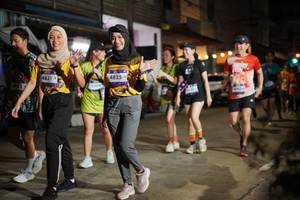 BIB: 4831, 3809, 4825
                            <button type="button" onclick="openModal(26256999)" class="btn btn-primary btn-sm float-right btn-popup" data-toggle="modal" data-target=".modal-high-quality">
                        <i class="fas fa-shopping-cart"></i> Add to Cart
                    </button>
                                            <button type="button" onclick="isThisMe(26256999, true)" class="btn btn-success btn-sm float-right btn-popup btn-isme hidden" data-toggle="tooltip" data-placement="bottom" title="นี่คือรูปของคุณใช่ไหม คลิกที่นี่เพื่อเอาเข้าอัลบั้ม">
                        <i class="fas fa-plus"></i> Add to album
                    </button>
                    <button type="button" onclick="isThisMe(26256999, false)" class="btn btn-warning btn-sm float-right btn-popup btn-isnotme hidden">
                        <i class="fas fa-ban"></i> Remove from album
                    </button>