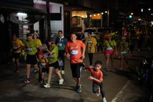 BIB: 3046
                            <button type="button" onclick="openModal(26250116)" class="btn btn-primary btn-sm float-right btn-popup" data-toggle="modal" data-target=".modal-high-quality">
                        <i class="fas fa-shopping-cart"></i> Add to Cart
                    </button>
                                            <button type="button" onclick="isThisMe(26250116, true)" class="btn btn-success btn-sm float-right btn-popup btn-isme hidden" data-toggle="tooltip" data-placement="bottom" title="นี่คือรูปของคุณใช่ไหม คลิกที่นี่เพื่อเอาเข้าอัลบั้ม">
                        <i class="fas fa-plus"></i> Add to album
                    </button>
                    <button type="button" onclick="isThisMe(26250116, false)" class="btn btn-warning btn-sm float-right btn-popup btn-isnotme hidden">
                        <i class="fas fa-ban"></i> Remove from album
                    </button>